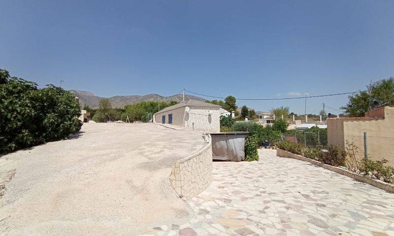 Re-sale - Cave house - Hondon De Las Nieves