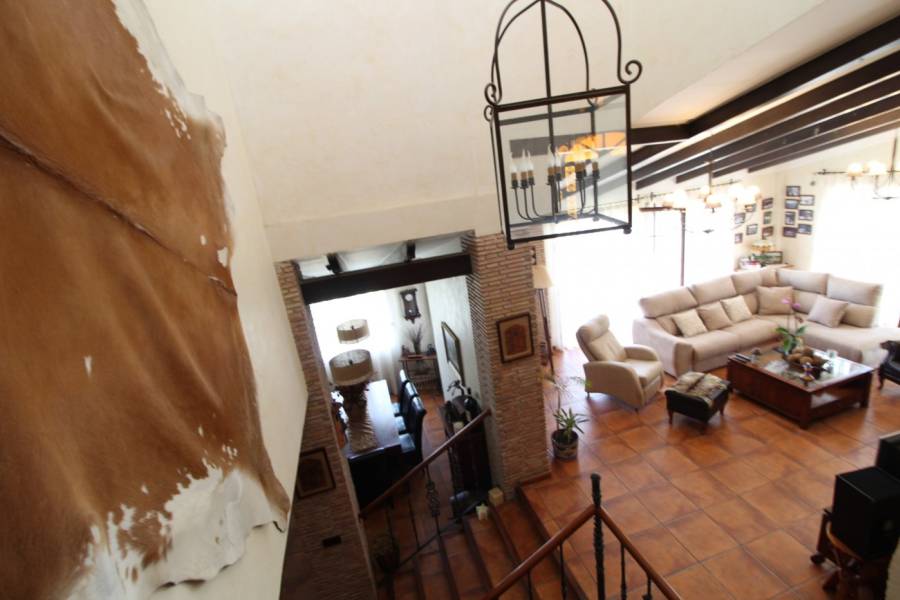 Re-sale - Villa - Tibi - Urbanizaciòn Maigmo