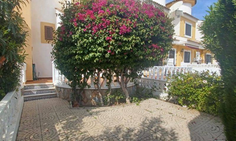 Re-sale - Duplex - Playa Flamenca - Alicante