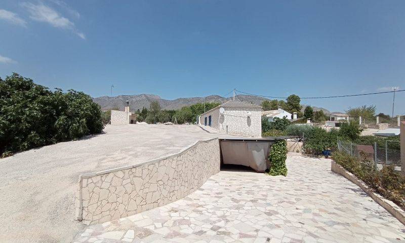 Re-sale - Cave house - Hondon De Las Nieves