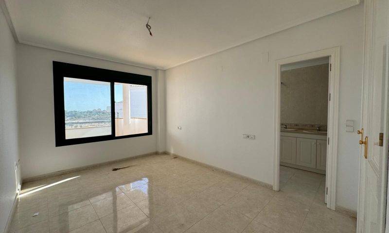 Re-sale - Apartment - Villamartin - Campoamor golf resort