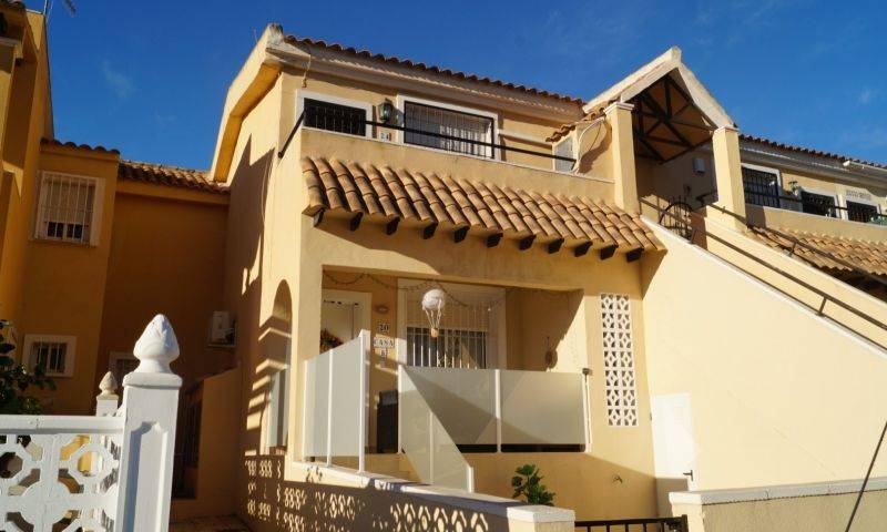 Re-sale - Apartment - Villamartin