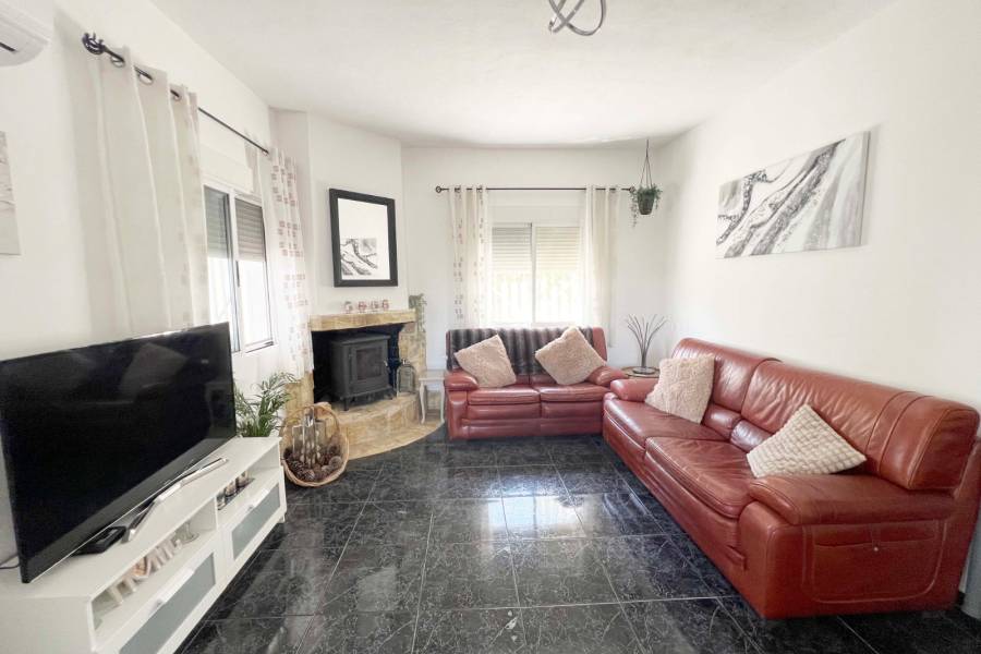 Re-sale - Country house - Hondon De Los Frailes