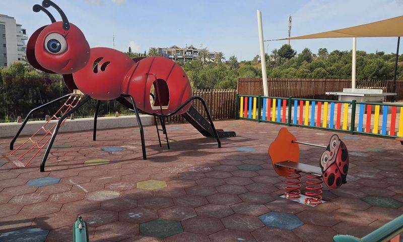 Re-sale - Apartment - Villamartin