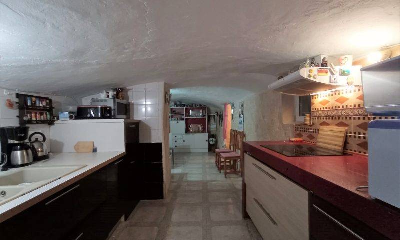 Re-sale - Cave house - Hondon De Las Nieves