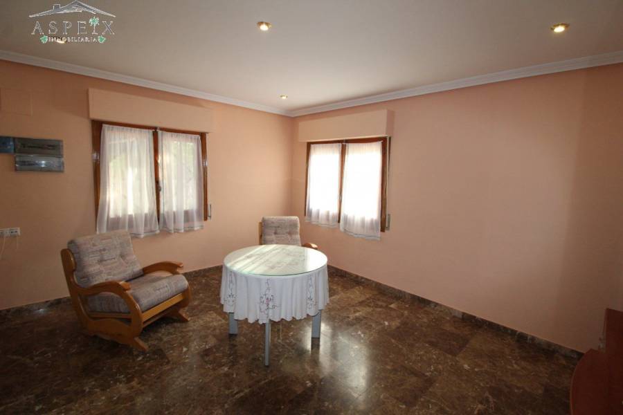 Re-sale - Country house - Monforte Del Cid