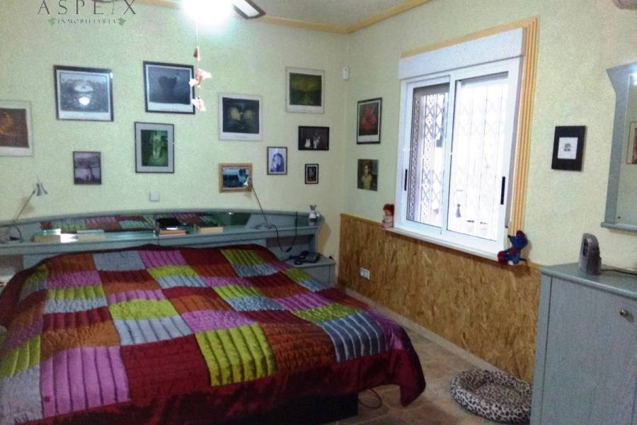 Re-sale - Villa - La Romana - ALCANÁ