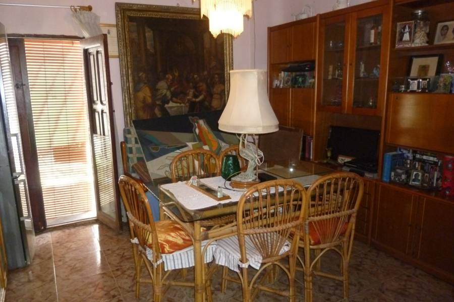 Re-sale - Country house - Dolores