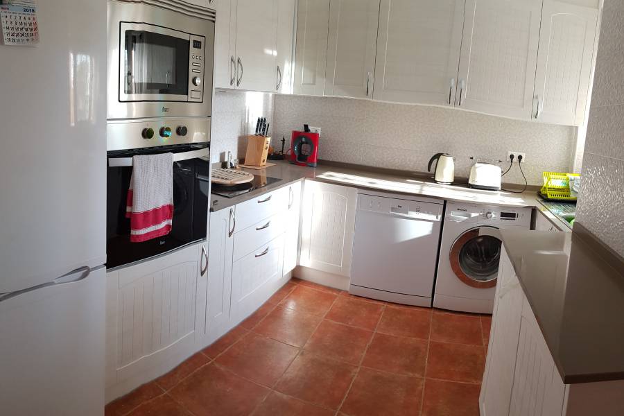 Re-sale - Villa - Algorfa