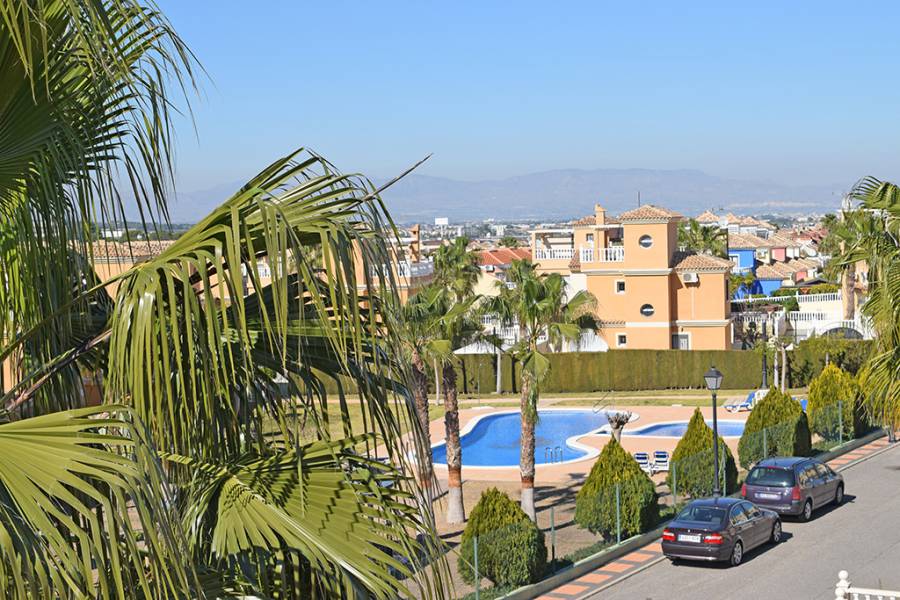 Re-sale - Villa - Algorfa