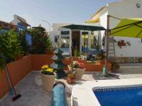 Re-sale - Villa - Playa Flamenca - Alicante