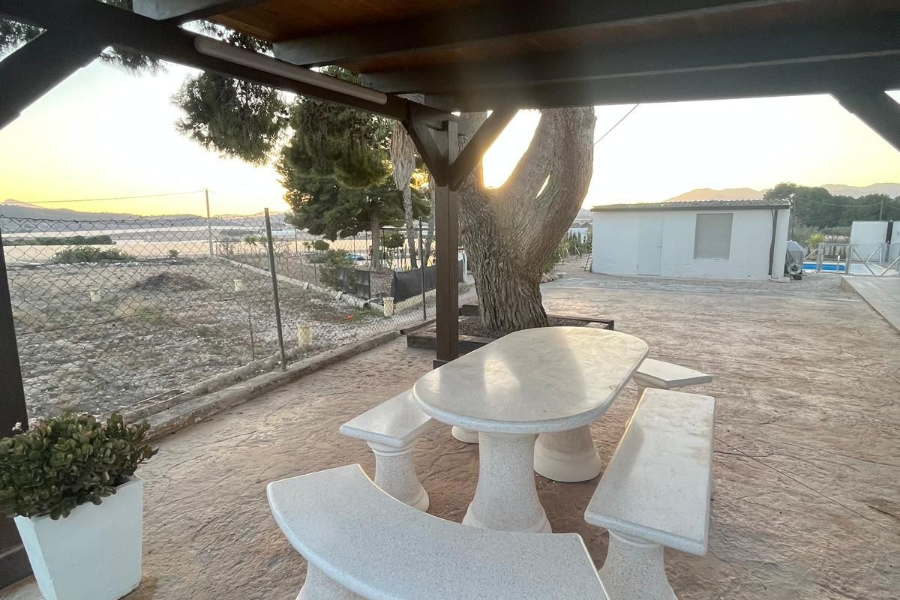 Venta - Casa de campo - La Romana - ALCANÁ